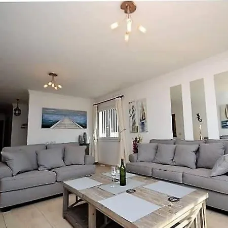 Villa Aimee Puerto del Carmen (Lanzarote)